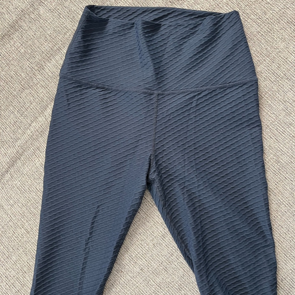 Born Primitive Paragon Leggings - Navy, M, used - good condition